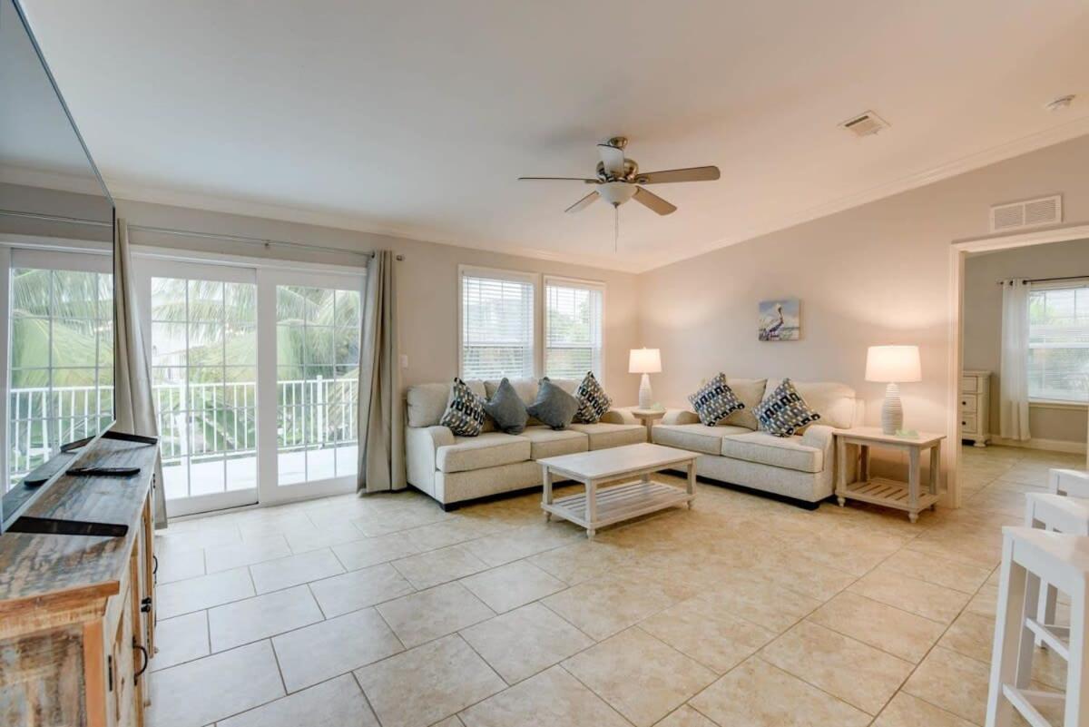 Loggerhead Lagoon - Modern Waterfront Home Pirates Cove Eksteriør bilde