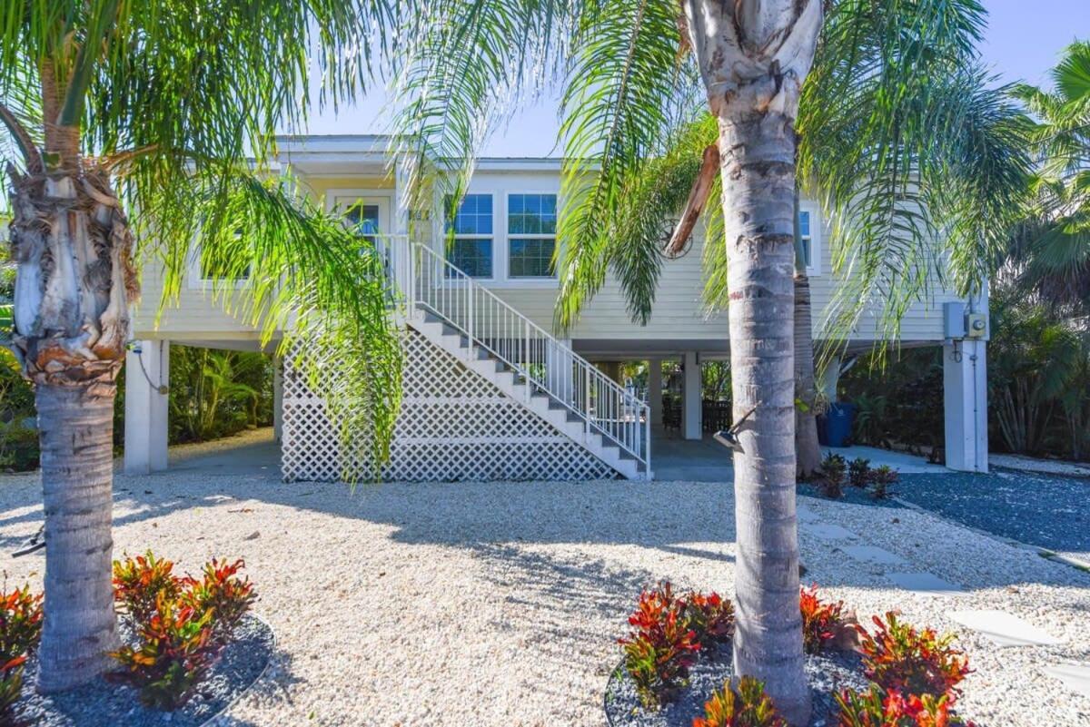 Loggerhead Lagoon - Modern Waterfront Home Pirates Cove Eksteriør bilde