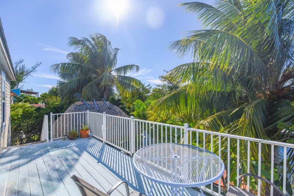 Loggerhead Lagoon - Modern Waterfront Home Pirates Cove Eksteriør bilde