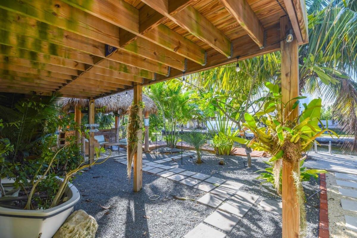Loggerhead Lagoon - Modern Waterfront Home Pirates Cove Eksteriør bilde